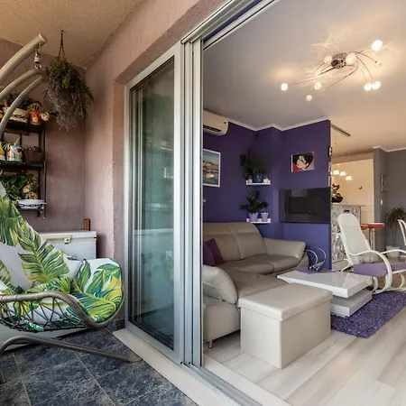 Zoey Апартаменты *